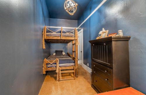 Rustic 2-Bedroom walking distance to Downtown - Foto 10