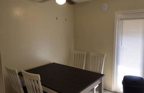 Quiet townhouse close to Fort Sill! - Foto 4