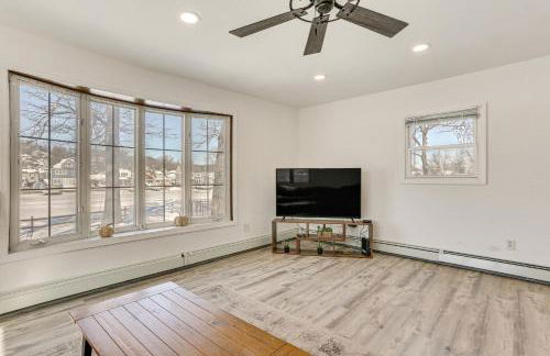 Game Room and Hot Tub Family Gem on Lake Hopatcong - Foto 6