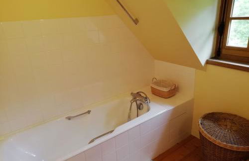 charmante longère sur domaine de Kerguéréon - Foto 11