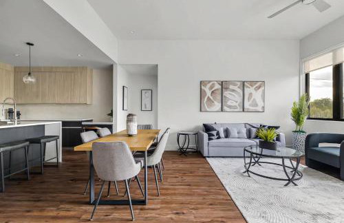 Upstay New Renos Spacious Apartment near SoCo - Foto 6