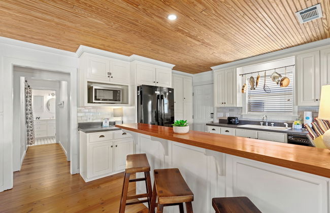 Cute Beach Cottage Steps to the Beach! Panama City Beach, FL! - Foto 10