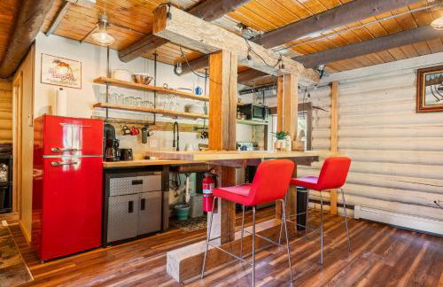 Dog Friendly Mountain Cabin with Hot Tub - Foto 11