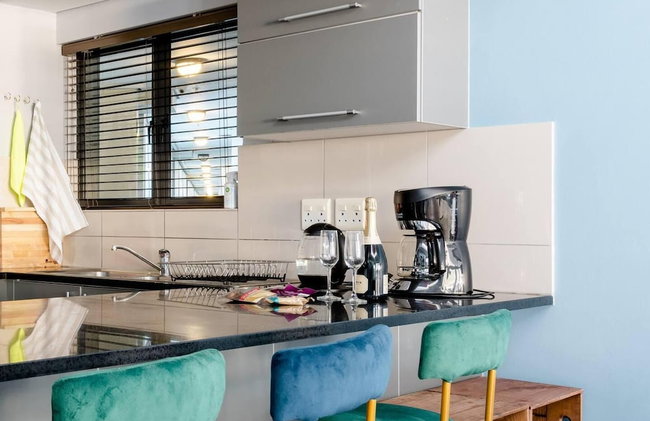 3-bed, Sleeps 6, Free Parking - Foto 10
