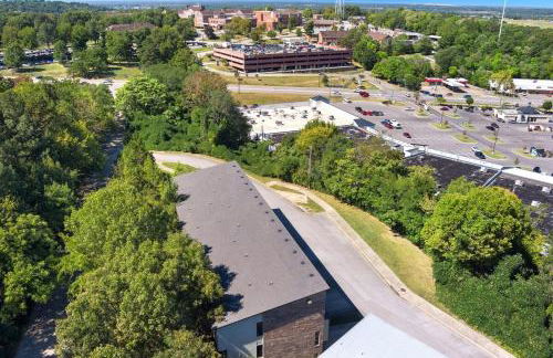 Noble Nest 5 Min to Downtown and U of A - Photo 36