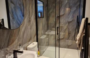 The Drey by Blake view holidays, a peaceful boutique retreat, 3 miles from Ennerdale- small twin or king bed available - Foto 9