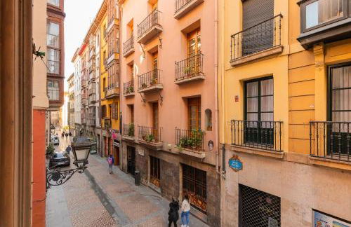 Ronda Street in the heart of Old Town - Foto 13