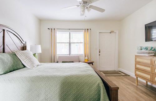Cozy private studio 2 blocks from Pompano Beach - Photo 12