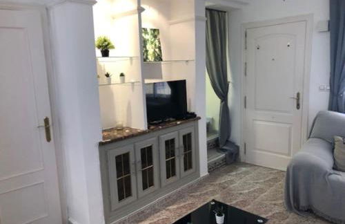 Villa Martin House with Private pool - Foto 14