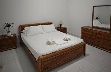 Grace and Harmony of Ancient Corinth - Foto 11