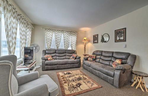 Cozy Houghton Lake Heights Cottage with Private Yard - Photo 1