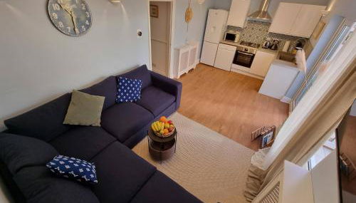 28 ExcellentStays - Heathrow - 5 Bedroom House - Foto 3