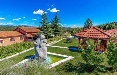 3 Bedroom Amazing Home In Jurdani - Photo 18