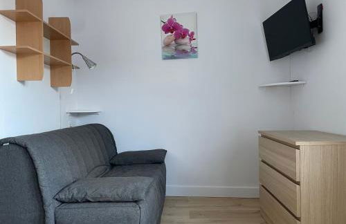 Meublé de Tourisme dans parc arboré 1000m2 - Sejour-la-Roche Eperon - Foto 27