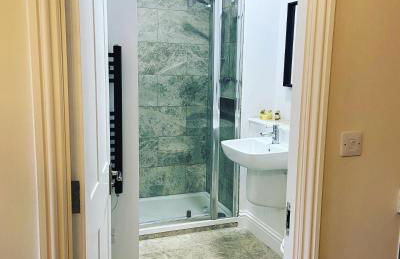 Tilly’s stable - Photo 10