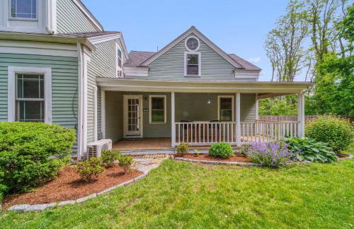 3 Bedroom Cape House by Leavetown Vacations - Photo 32