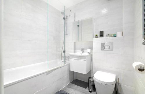 Stylish Hoxton 2 Bedroom 2 Bathroom Apartment Near Old Street & Shoreditch Sleeps 6 - Foto 9