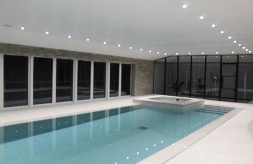 Four Bedroom House With Private Pool - Stunning countryside location with parking close to Chester City Centre - Photo 7