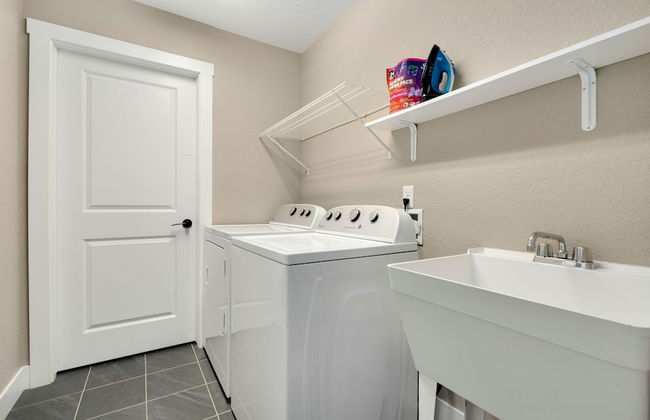 Old Town Escape w/ King Bed, Dog-friendly - Foto 22