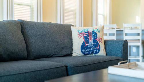 Lafitte's Landing Lakeview Cottage - Lakefront! - Foto 5