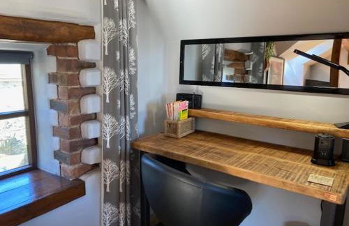 The Granary - Wild Swimming, Sauna, Peace & Quiet, Nr Bala - Photo 44