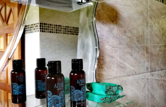 Lucy's guesthouse - Photo 29