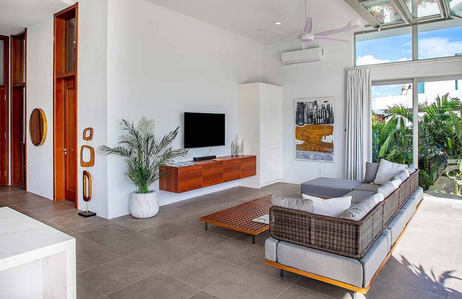 Oceanside Vacation Villa with Private Pool and Resort Amenities v10 - Foto 10