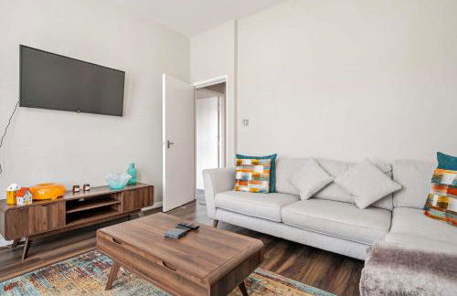 Cosy Apartment in Stunning Didsbury - Photo 2