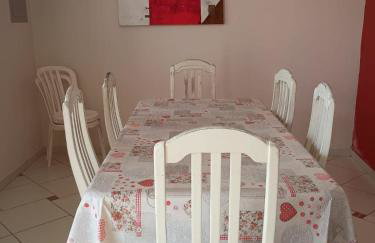 Casa Amarela Pé na Areia Itanhaém - Foto 3