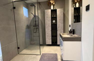 Schönes City Design Apartment I Boxspring I P I Smart I Wasch I 200m Bahnhof - Foto 4