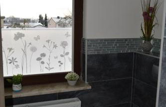 Wolkenfrei am Sonnenhang - Moderne Wohlfühl-Oase mit sonniger Süd-Terrasse - Foto 14