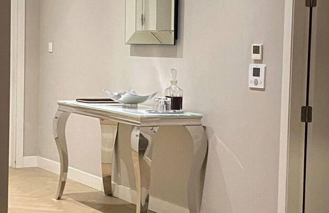 Charming 2-bed Apartment in London - Foto 28