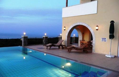 Entire Villa in Chania w private pool and kitchen - Foto 1