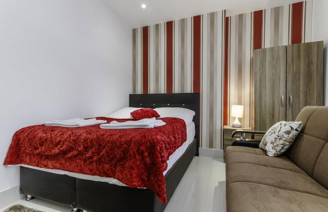 City Gate Serviced Apartments - Photo 5