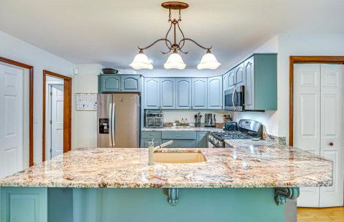 Charming Ballston Spa Home with Sauna and Private Pool - Foto 9