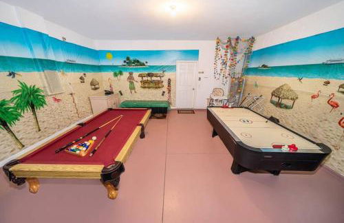 Vacation Villa with Private Fenced Pool & Spa - Foto 20