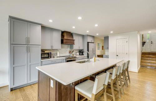 Arcade Cove - Renovated Lake Martin Home with Dock - Foto 6