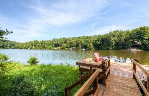 Dock and Resort Perks Quiet Lakefront Cottage - Foto 27