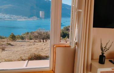 La Maison du Plongeoir 14 pers grande terrasse vue lac de Serre Ponçon - Foto 9