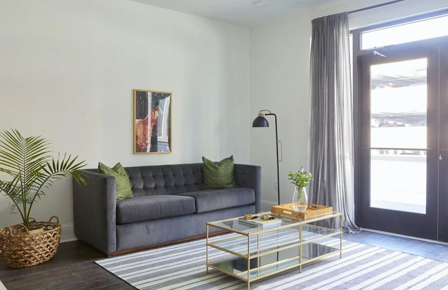 Roami at St. Charles - Photo 45