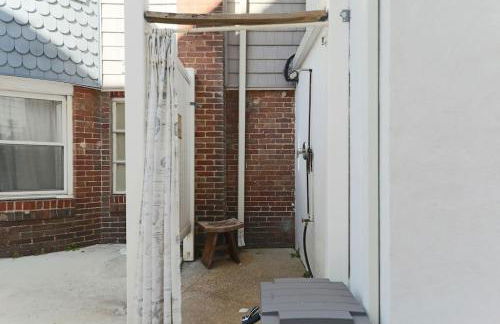 Large Patio with Ocean Views Beach Block Parking Unit 3 - Foto 15