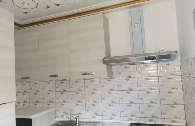 Villa Amina Splendid Elegant Structure - Photo 35