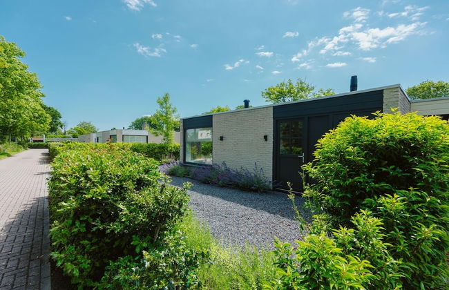 Attractively Furnished Bungalow is Located 1.5 km From the Ouddorp Beach - Foto 38