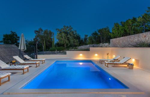 Unique Villa Pietra with heated private pool - Foto 45
