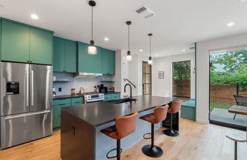 Modern Luxury in the Heart of Austin 3BR 3BA with Huge Balcony - Foto 33