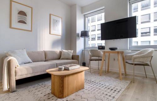 Midtown West 1br w gym wd nr bryant park NYC-1380 - Foto 1