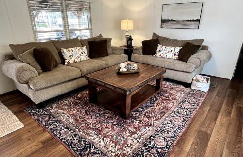 Amazing Vacation Rental in Sabine National Forest on Toledo Bend Lake for a Fantastic Family Escape in Hemphill, Texas - Foto 1