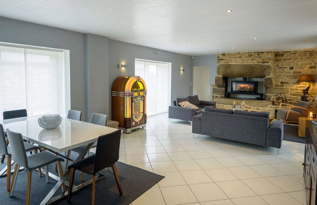 Peaceful Holiday Home in Plouguin With Indoor Pool - Foto 86