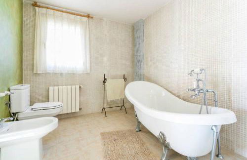 Villa Leandro, First Line Villa with amazing sea views and private access to the sea! - Photo 31