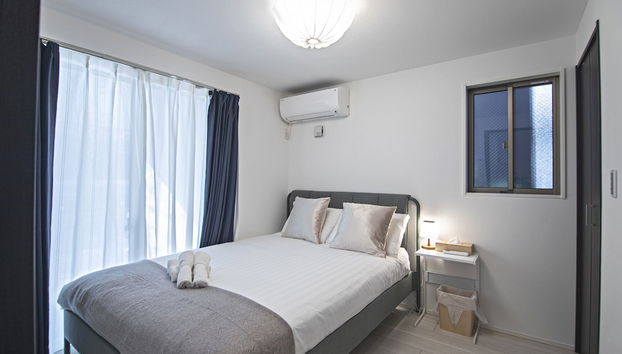 Kishisato Kasuga - Foto 2, Habitación